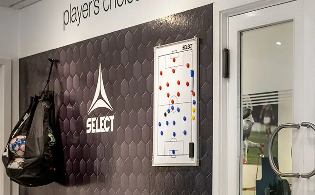 vaegfolie644x400 Vægfolie for Select